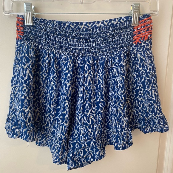 Frilled blue and orange shorts - Picture 2 of 2
